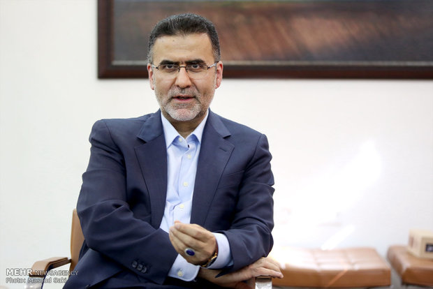 حجت‌الله ایوبی: وزارت ارشاد سایه هم داشته‌ایم!