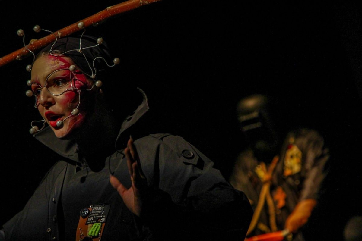 عکس تئاتر- نمایش «تایتان» به کارگردانی بابک محمودزاده