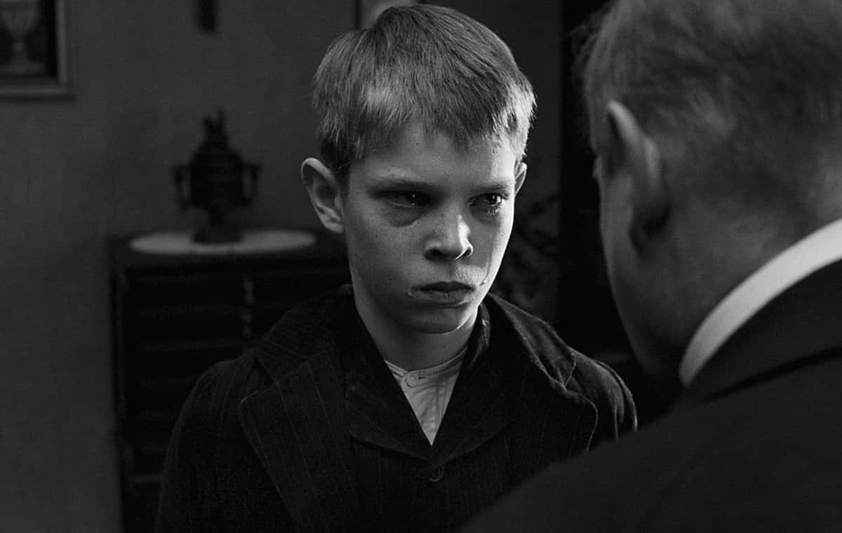 «روبان سفید» دلخراش‌ترین فیلم تاریخ درباره کودکان است