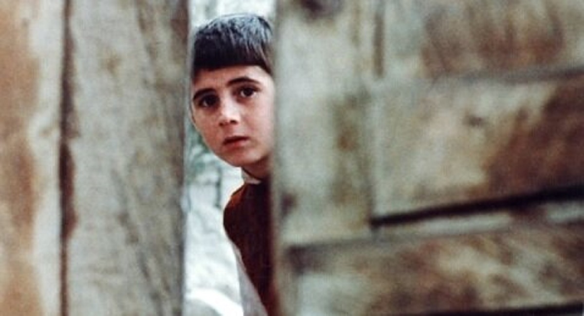 طرح «سینمای ایران برای وطن» با نمایش «خانه دوست کجاست؟» آغاز می‌شود