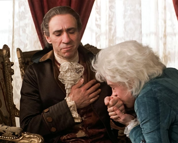 نقد فیلم Amadeus – شکوه شرارت آرام آنتونیو سالیِری در شاهکار میلوش فورمن