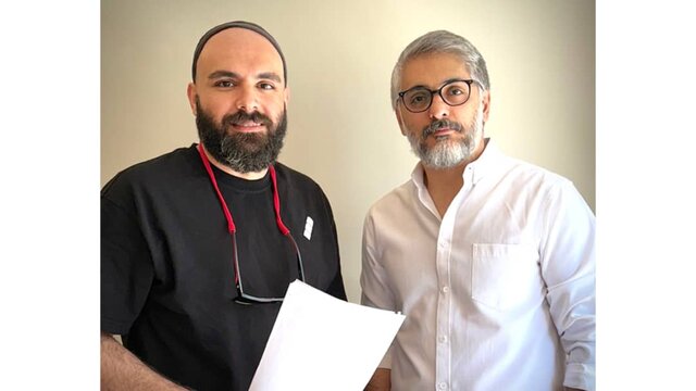 «کلاغ چوبی» مرتضی میرمنتظمی در مسکو به صحنه رفت؛ روایتی فانتزی از عشق و بحران