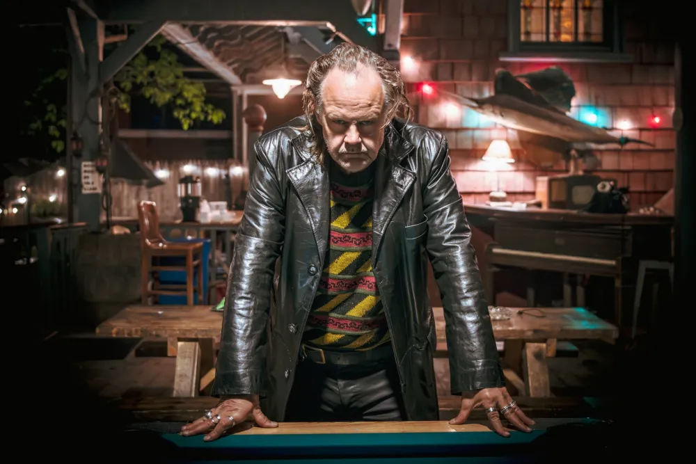 لاری فسندن فیلم‌برداری «تراما» را به پایان رساند؛ فیلم هیولایی مخفی دنباله‌ای بر «Habit»، «Depraved» و «Blackout» است