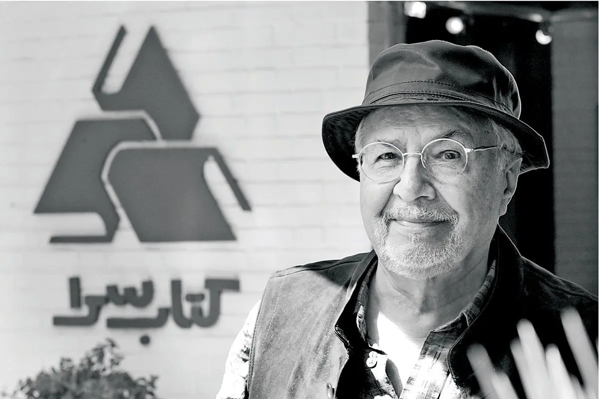طراح صحنه، کارگردان متن است نه نقاش/گفت‌وگو با خسرو خورشیدی، طراح پیشکسوت تئاتر