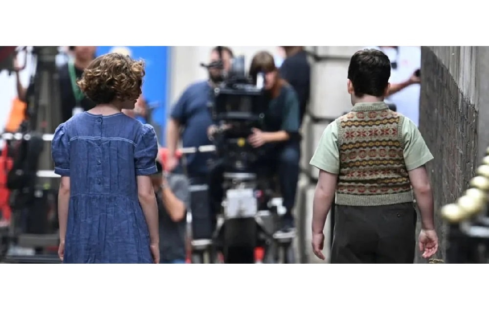 اولین تصاویر «نارنیا: برادرزاده جادوگر»؛ گرِتا گرویگ فیلم‌برداری را در لندن آغاز کرد