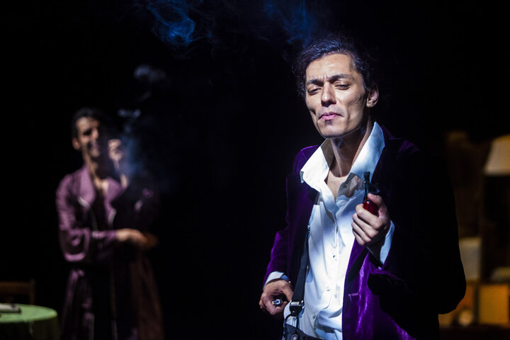 «من»؛ نمایشی با رویکرد روانکاوانه درباره تنهایی و خودشناسی