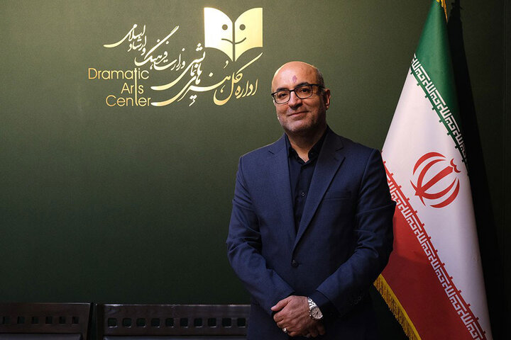 تنزل جایگاه هنرهای نمایشی به «دفتر»؛ مدیرکل از بی‌اطلاعی خود خبر داد و اعتراض کرد