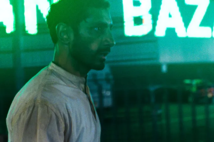 نقد فیلم «هملت»| «رض احمد» هم نتوانست «هملت» مدرن را نجات دهد نقد فیلم «هملت»| «رض احمد» هم نتوانست «هملت» مدرن را نجات دهد