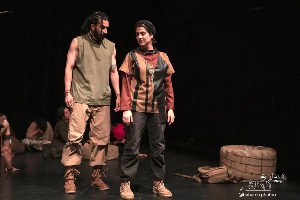 نمایش «گارس» به عمارت نوفل لوشاتو نمایش «گارس» به عمارت نوفل لوشاتو