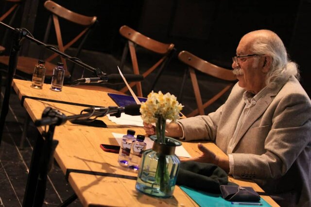 «یزدگرد شاه» بهزاد فراهانی نمایشنامهخوانی میشود «یزدگرد شاه» بهزاد فراهانی نمایشنامهخوانی میشود