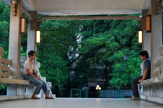 نقد فیلم The Sun Rises On Us All؛ ملودرامی چینی درباره عشق، خیانت و پشیمانی