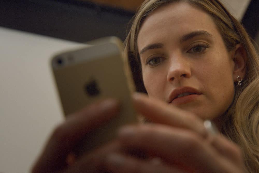 نقد فیلم «Swiped»؛ روایت واقعی یک داستان پرچالش