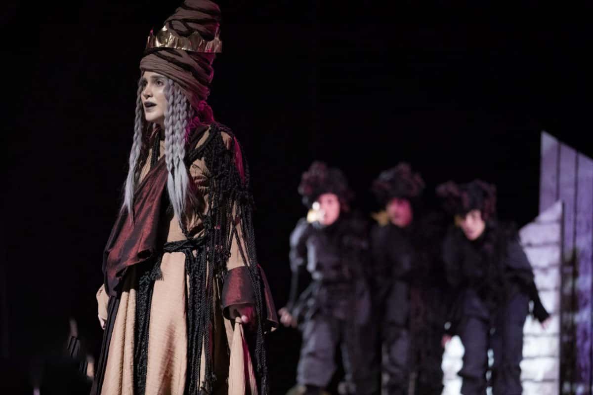 درباره نمایش «ترانه‌های تب» به کارگردانی ایوب آقاخانی؛ روایت عشق ژوکاست وحسرت ‌‌ ادیپ