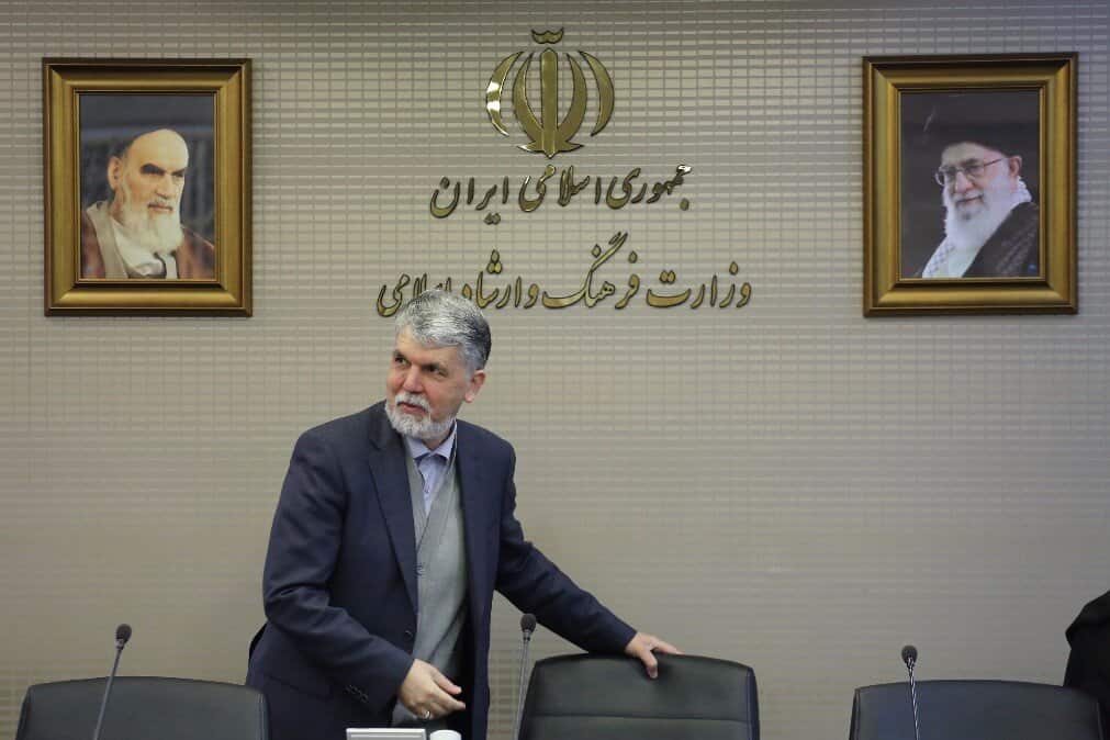 این حجم از خونسردی وزیر ارشاد واقعا شاهکار است !