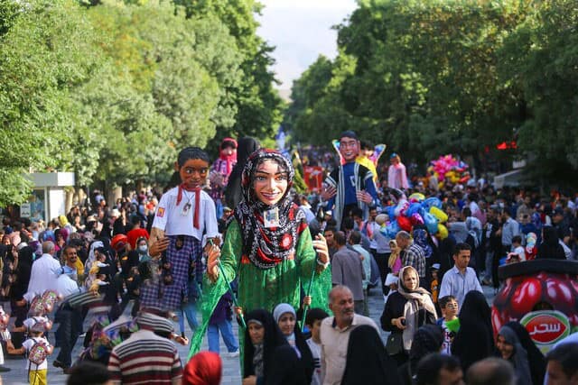 معرفی آثار خیابانی جشنواره تئاتر کودک
