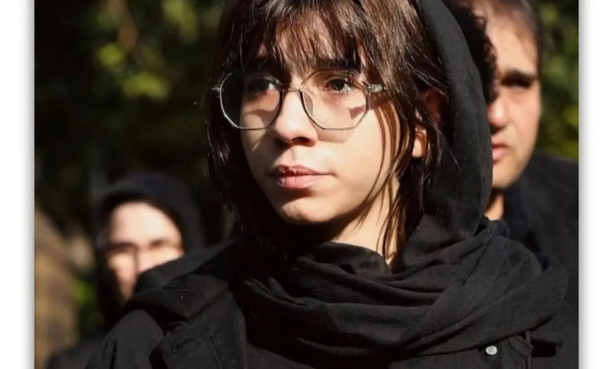 احمد طالبینژاد: چرا زبان مونا مهرجویی بند آمده؛ آیا از جایی تحت فشار است؟ احمد طالبینژاد: چرا زبان مونا مهرجویی بند آمده؛ آیا از جایی تحت فشار است؟