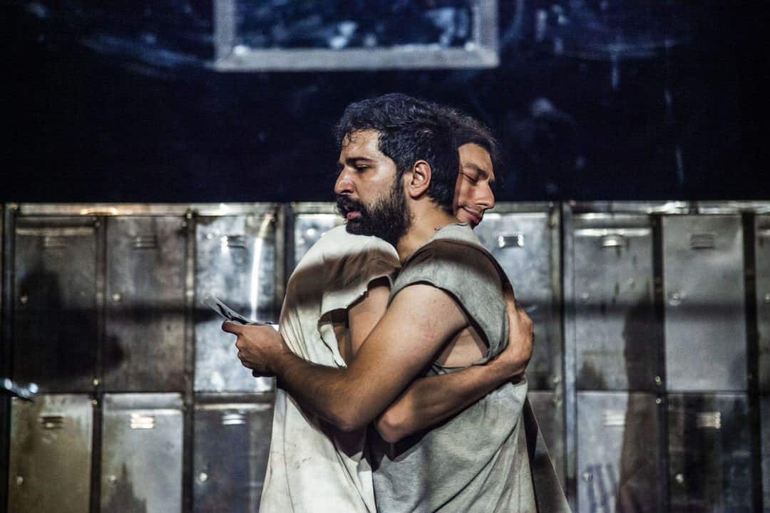 درباره نمایش «فردا» به کارگردانی امین اسفندیار؛ بازی بی‌پایان حافظه و فراموشی