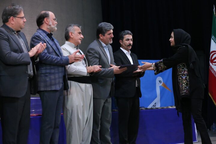 برگزیدگان هفدهمین  جشنواره بین المللی تئاتر خیابانی مریوان معرفی شدند برگزیدگان هفدهمین  جشنواره بین المللی تئاتر خیابانی مریوان معرفی شدند