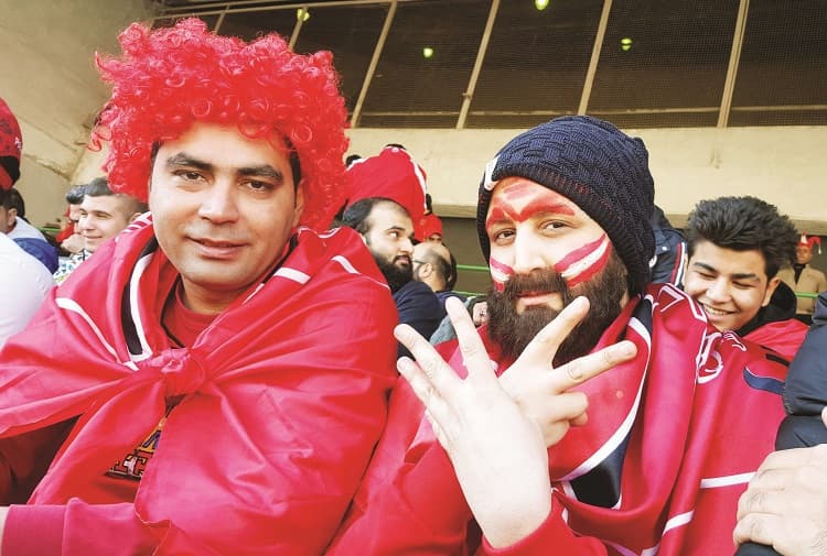 نگاهی به مستند سینمایی «عشق فوتبال» / اشاره به منطق زنانه