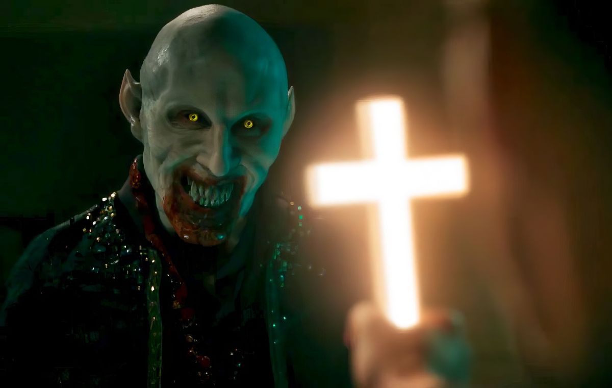 نقد فیلم «سیلمز لات»؛ بازگشت به شهر خون‌آشام‌ها