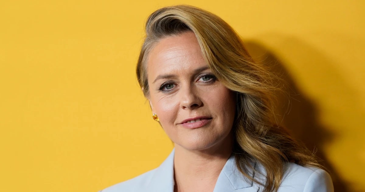 آلیسیا سیلورستون به فیلم جدید یورگوس لانتیموس پیوست آلیسیا سیلورستون به فیلم جدید یورگوس لانتیموس پیوست