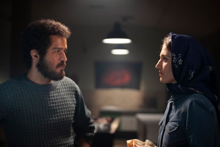 «سینما متروپل» با ۲۳ دقیقه ممیزی اکران شد؛ حذفیات شامل بخش‌های مربوط به فیلم «کازابلانکا»