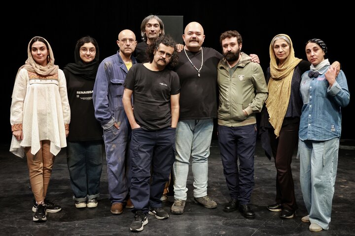 «عروس انار» با معرفی بازیگران از ۱۵ مهر در سالن سمندریان تماشاخانه ایرانشهر روی صحنه می‌رود