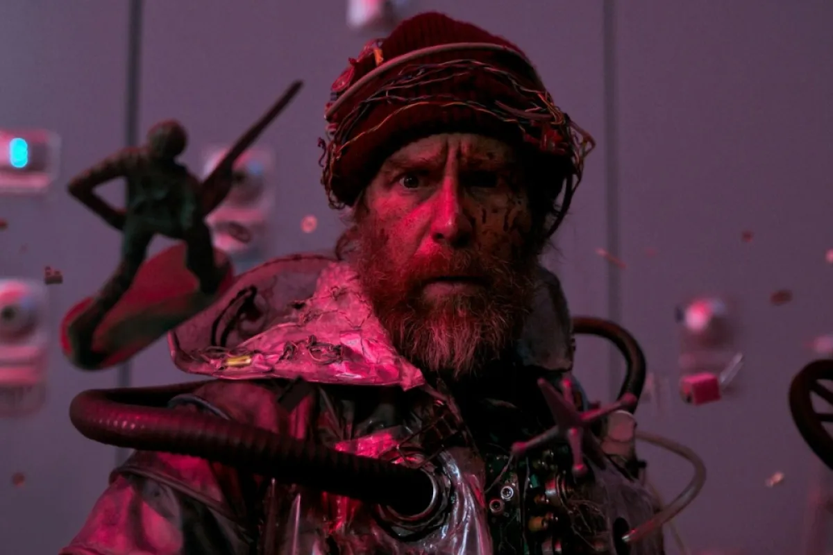 بازگشت دیوانه‌وار گور وربینسکی با فیلم «خوش بگذره، موفق باش، نمیر»