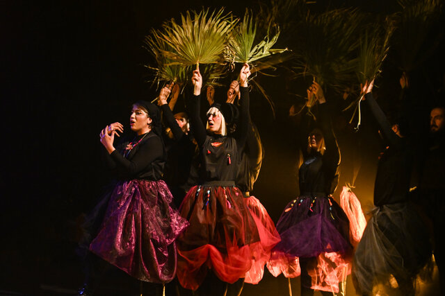 نمایش «پدرکشی...» در ادامه تور استانی به بوشهر رسید