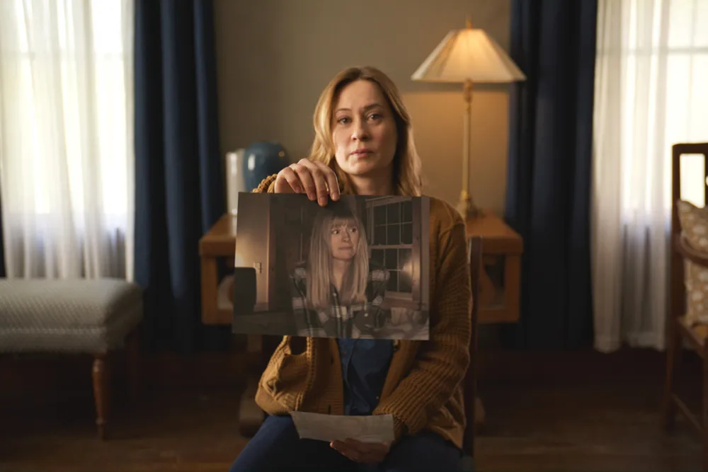 نقد فیلم «Shelby Oaks»؛ وقتی ترس جای خود را به تکرار می‌دهد