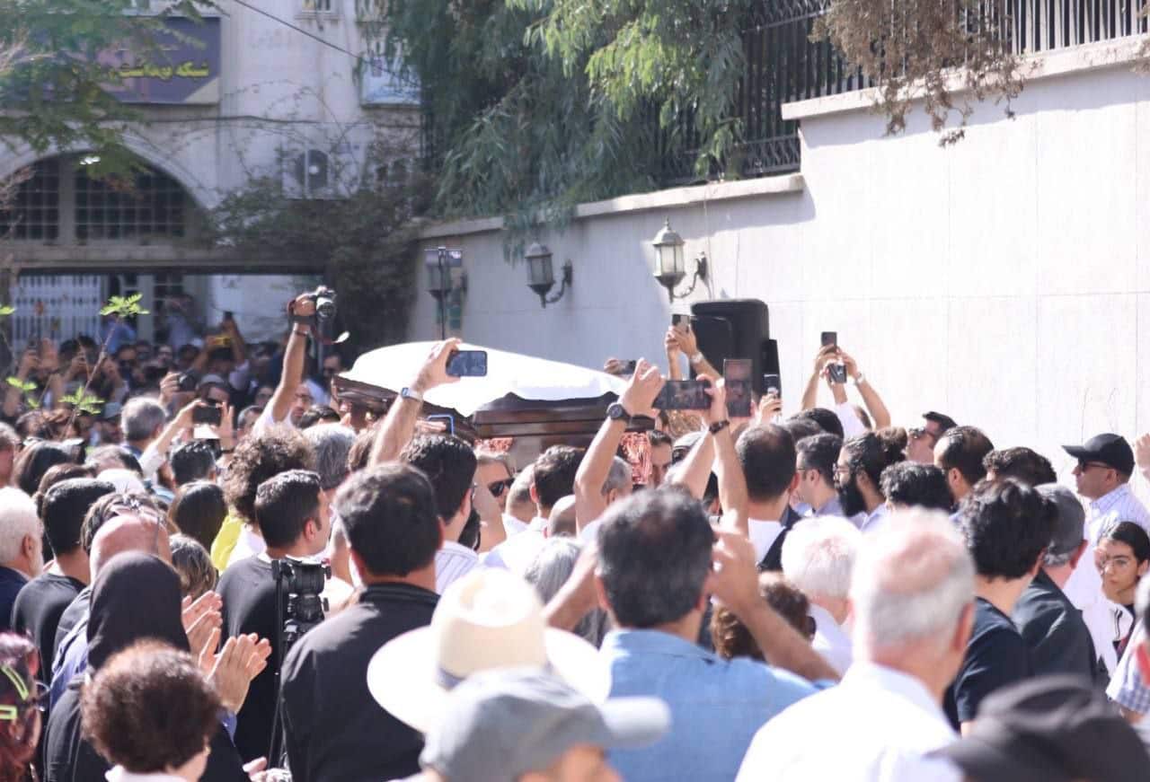 تصاویر ویدئویی از تشییع پیکر «ناصر تقوایی»