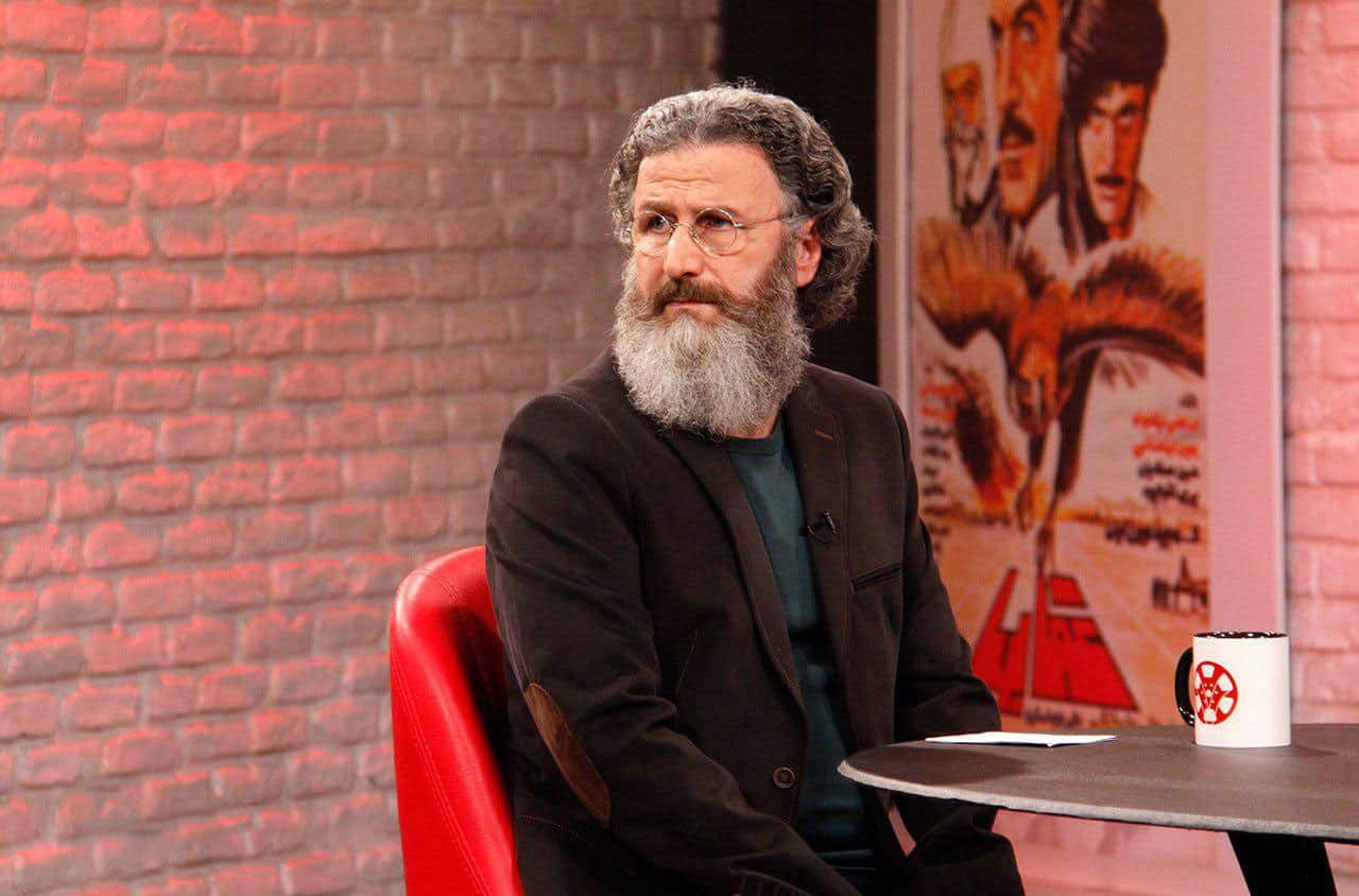 خاطره تکان‌دهنده بهرام عظیمی: جوانانی که به شیوه مایکل جکسون می‌رقصیدند، مجبور شدند زیر یخ بروند