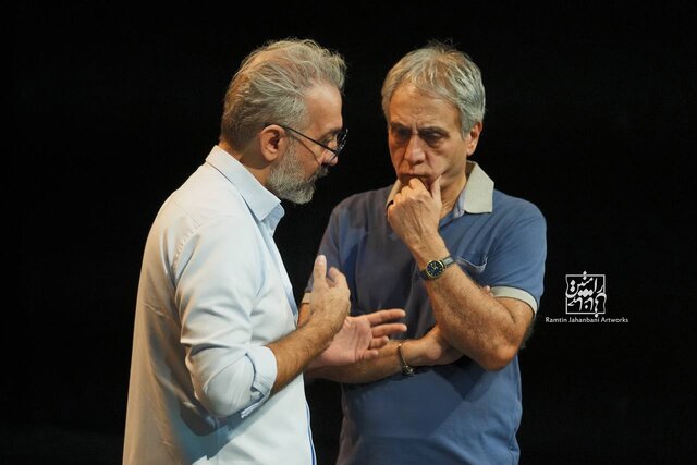 بازگشت بیژن امکانیان به تئاتر پس از ۱۷ سال با «خانه دراکولا»