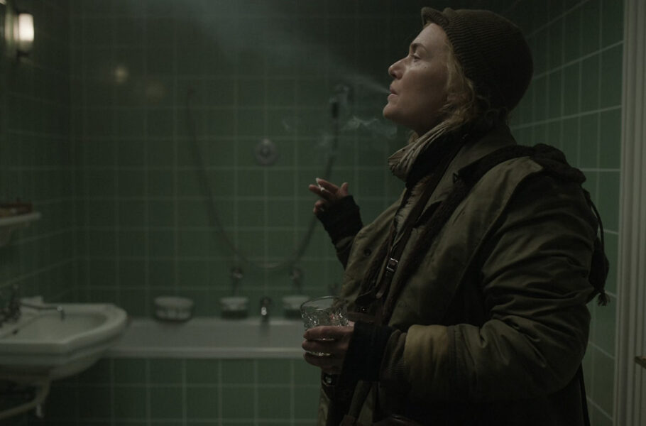 نقد فیلم Lee / حمام در وان هیتلر