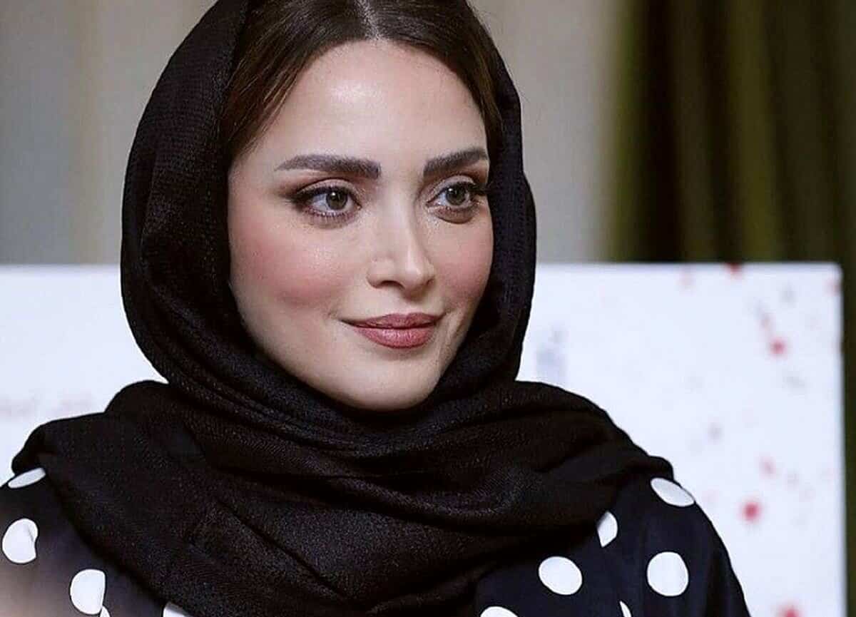 بهنوش طباطبایی به تئاتر برگشت بهنوش طباطبایی به تئاتر برگشت