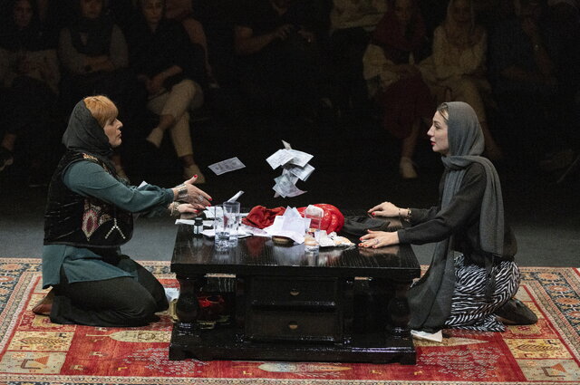 دور دوم اجرای «بی‌پایانی...»