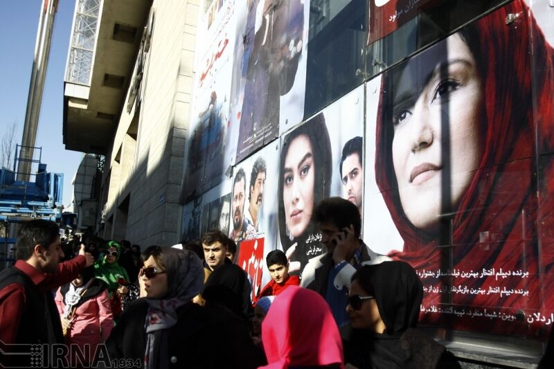 سانس فیلمها با چه معیاری انتخاب میشود؟ انتقاد از اولویت ژانر بر کیفیت؛ «کجپیله» دو برابر «بچه مردم» سانس گرفت سانس فیلمها با چه معیاری انتخاب میشود؟ انتقاد از اولویت ژانر بر کیفیت؛ «کجپیله» دو برابر «بچه مردم» سانس گرفت