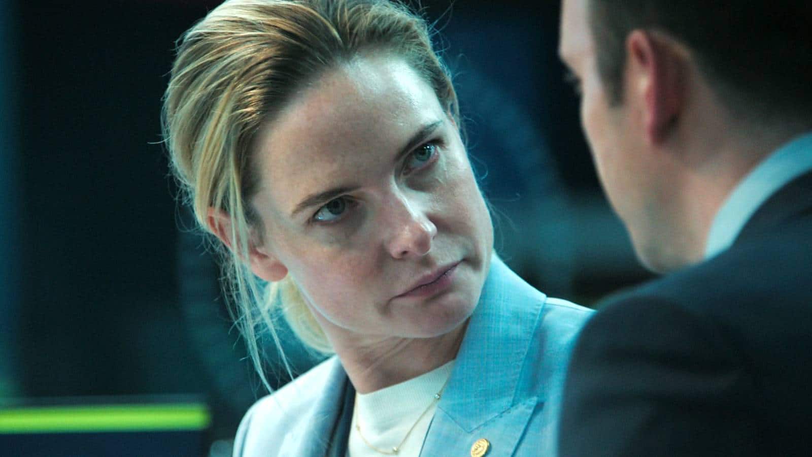 اولین تریلر نتفلیکس با بازی «Rebecca Ferguson» به پرفروش‌ترین فیلم جهانی تبدیل شد