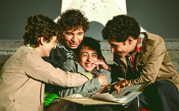 محمود کریمی: «بچه مردم» شوخی و شنگی را جایگزین کلیشههای ترحمبرانگیز کرد محمود کریمی: «بچه مردم» شوخی و شنگی را جایگزین کلیشههای ترحمبرانگیز کرد