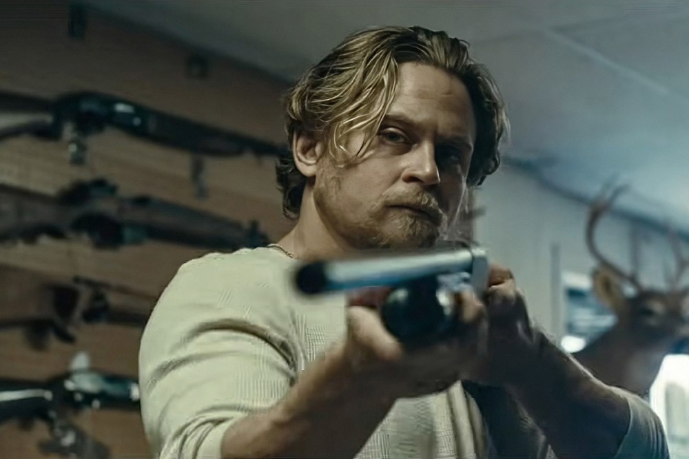 نقد فیلم «پایانهای خشن»؛ سقوط خونین یک خانواده مافیایی در ازارک نقد فیلم «پایانهای خشن»؛ سقوط خونین یک خانواده مافیایی در ازارک