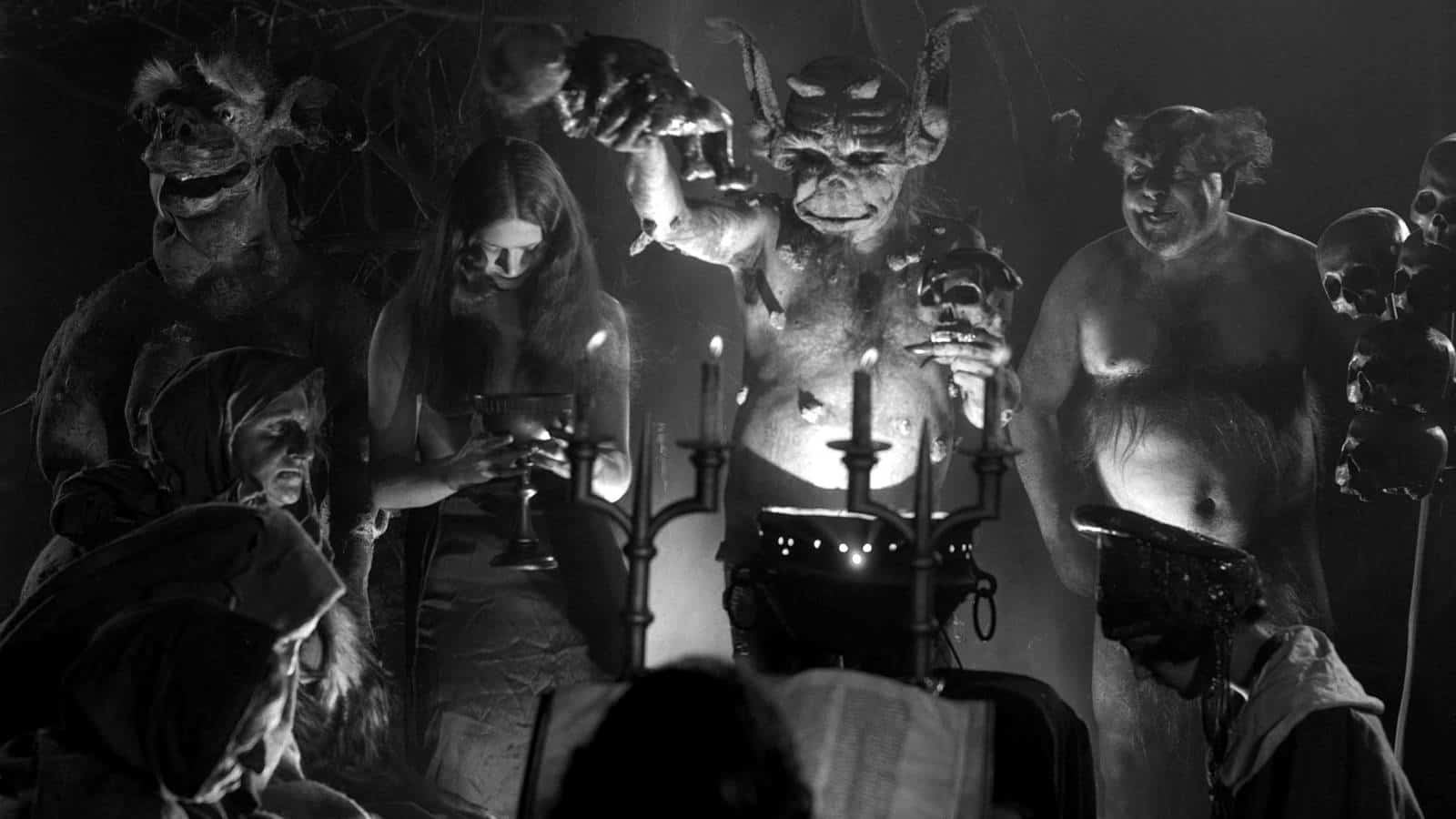 ۱۰ فیلم ترسناک کمتر شناخته شده که باید ببینید ۱۰ فیلم ترسناک کمتر شناخته شده که باید ببینید