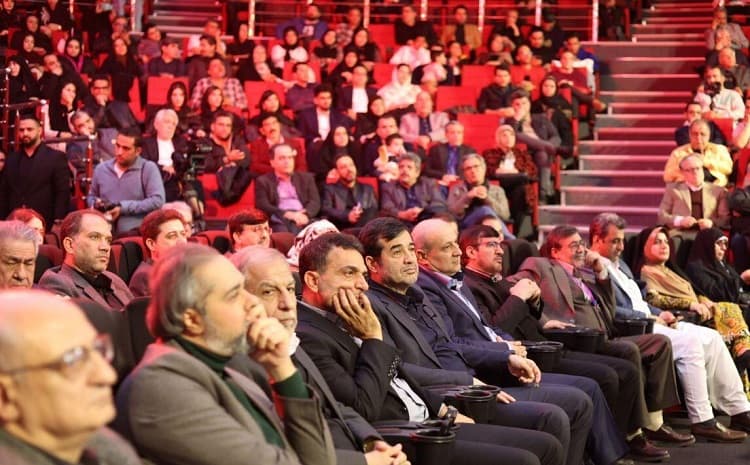 رییس‌جمهور شخصا پیگیر بازگشت فردوسی‌پور به تلویزیون/ از فیلم‌های فاخر ورزشی حمایت می‌کنیم