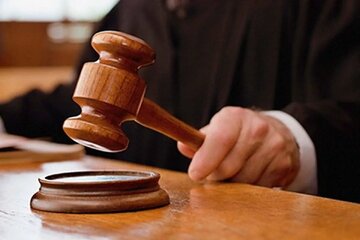 تشکیل پرونده قضایی علیه یک خواننده زن و عوامل تهیه «کنسرت» در یک کاروانسرا تشکیل پرونده قضایی علیه یک خواننده زن و عوامل تهیه «کنسرت» در یک کاروانسرا