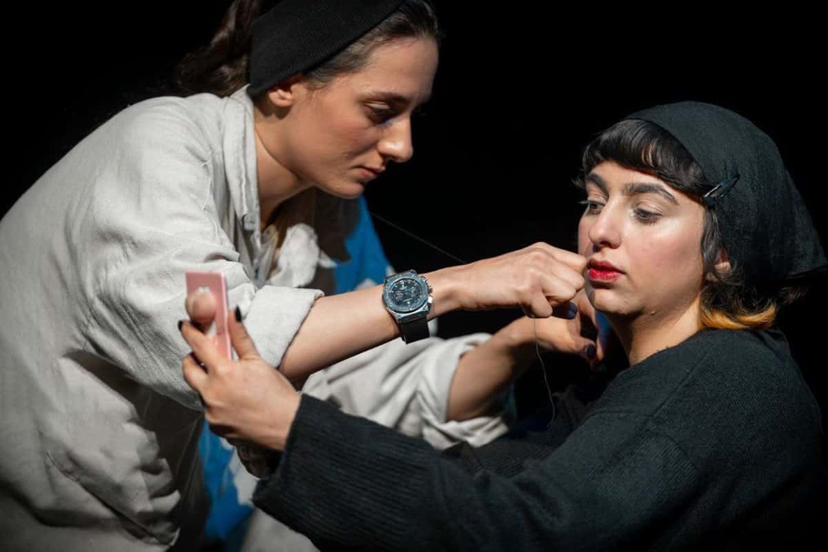 ستایش آماتوریسم دانشجویی در «مرد مرده»