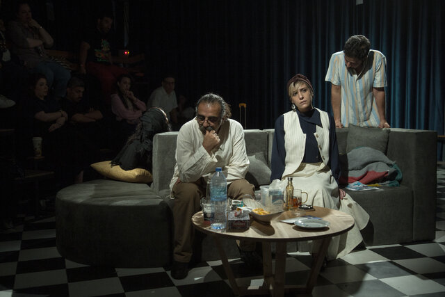 آغاز دوباره نمایش «بیا برای هم یک اسم انتخاب کنیم» آغاز دوباره نمایش «بیا برای هم یک اسم انتخاب کنیم»