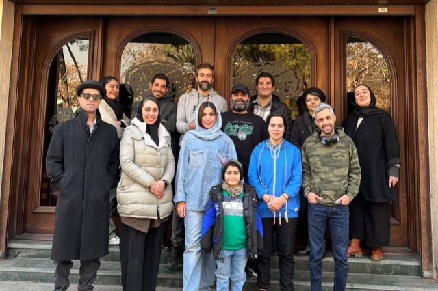 معرفی بازیگران «تو راهی» و نمایش «راه خروجی نیست»