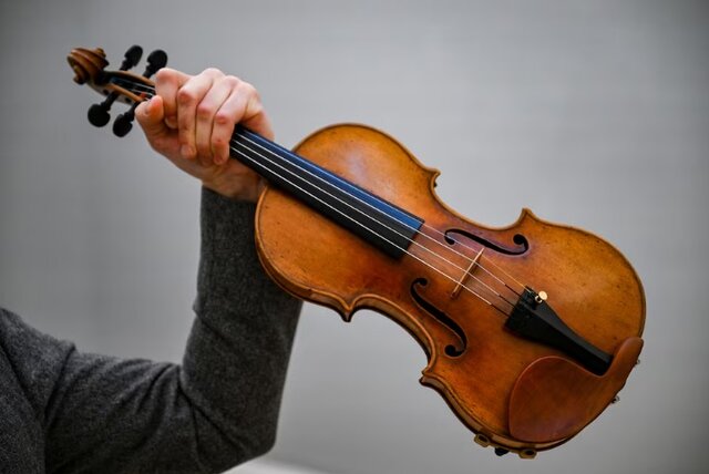 ماجرای حراج ۱۸ میلیون دلاری ویلن چیست؟