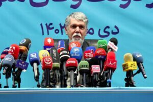  اگر اثری را متوقف کنید، حق‌الناس است/ تعداد ممنوع از کارها بسیار کم است