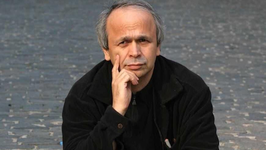 سکانسی از فیلم عروسی خوبان با نقش آفرینی ابراهیم نبوی