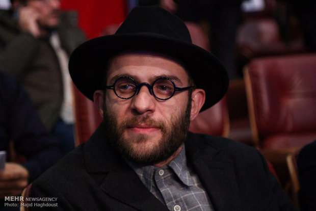 بابک حمیدیان و رعنا آزادی‌ور در «فیل» هم‌بازی شدند